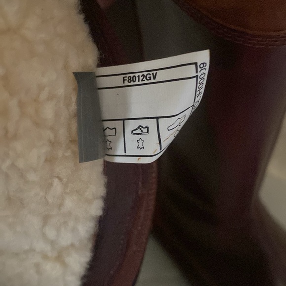 NWOT UGG tall cap toe cognac leather boots with shearling - Picture 10 of 11